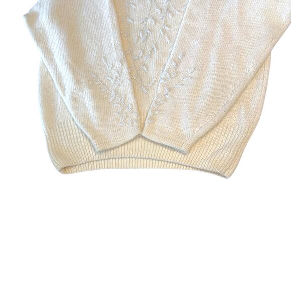 Vintage 90s Beaded Silk Angora Blend Sweater by Uno & Una - Picture 4 of 7